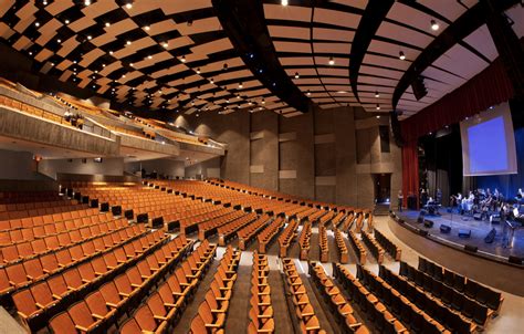 Lehman center for the performing arts - Prized Bachatero & Merenguero Hector Acosta "El Torito" debuts Lehman Center for the Performing Arts for what will be a most romantic evening in...